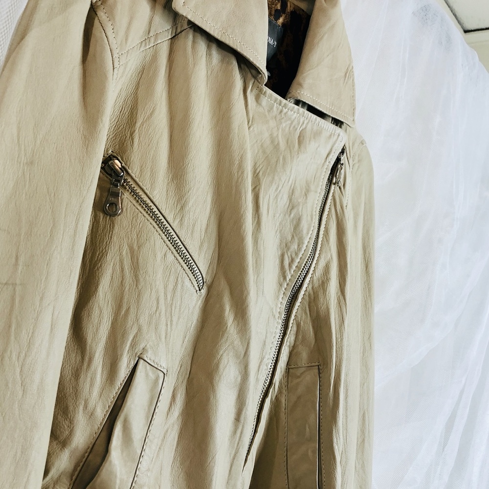 SPRING Soft Leather Jacket - Picture 8 of 16